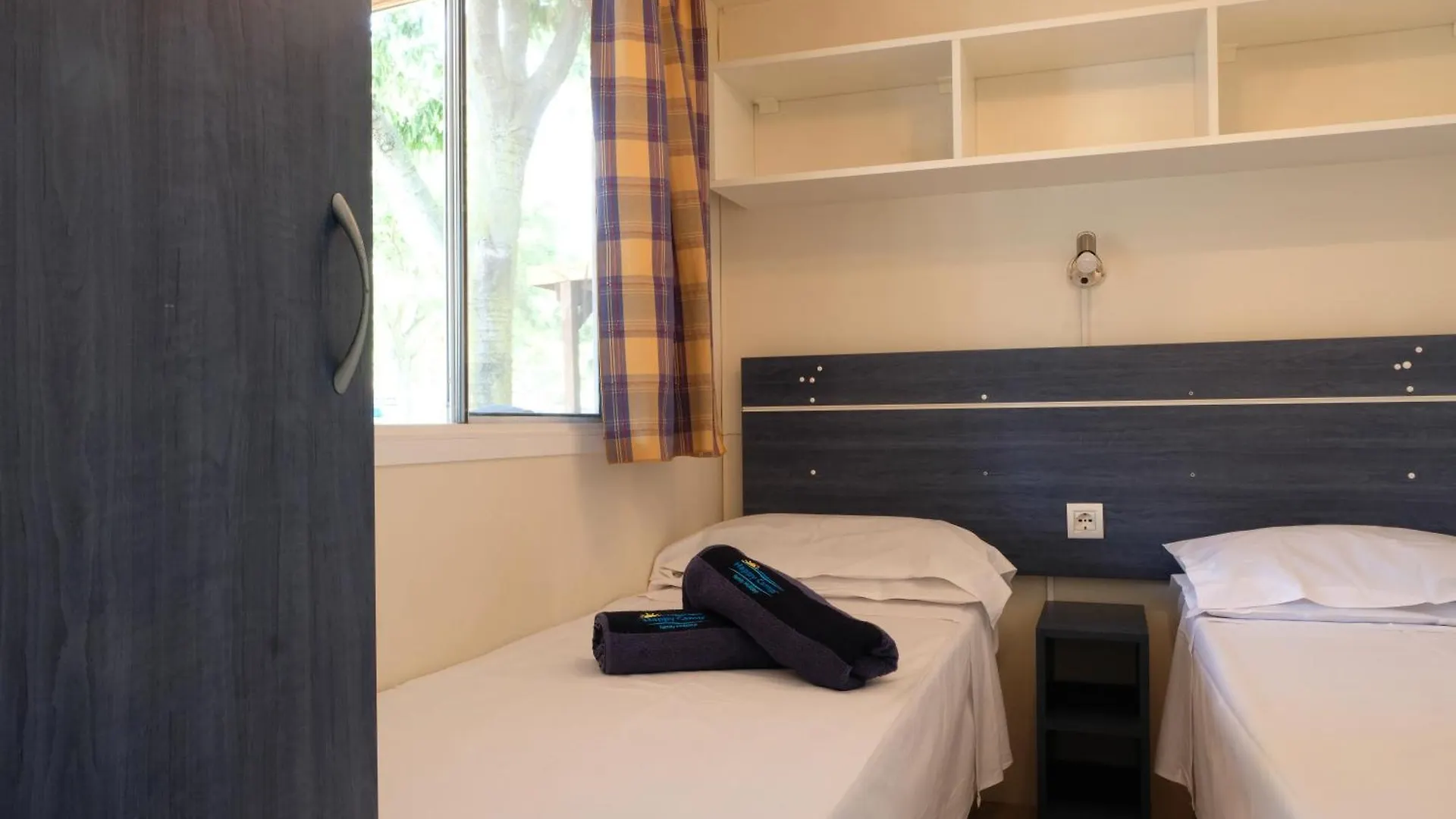 Campsite Happy Camp Mobile Homes In Camping Village Rosapineta