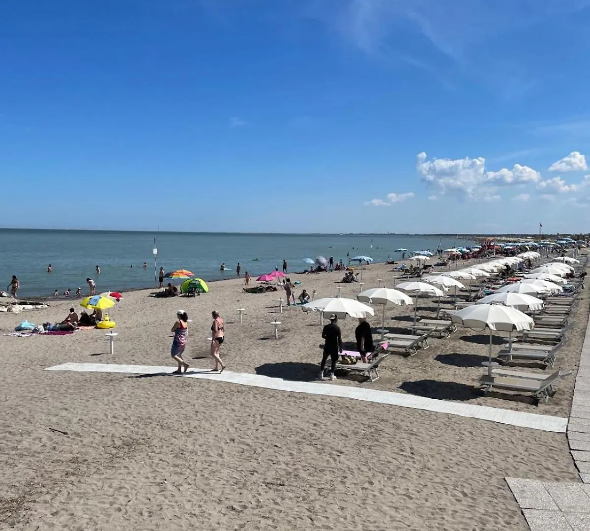 Happy Camp Mobile Homes In Camping Village Rosapineta 2*, Rosolina Mare Italy