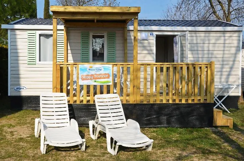 ** Campsite Happy Camp Mobile Homes In Camping Village Rosapineta Italy