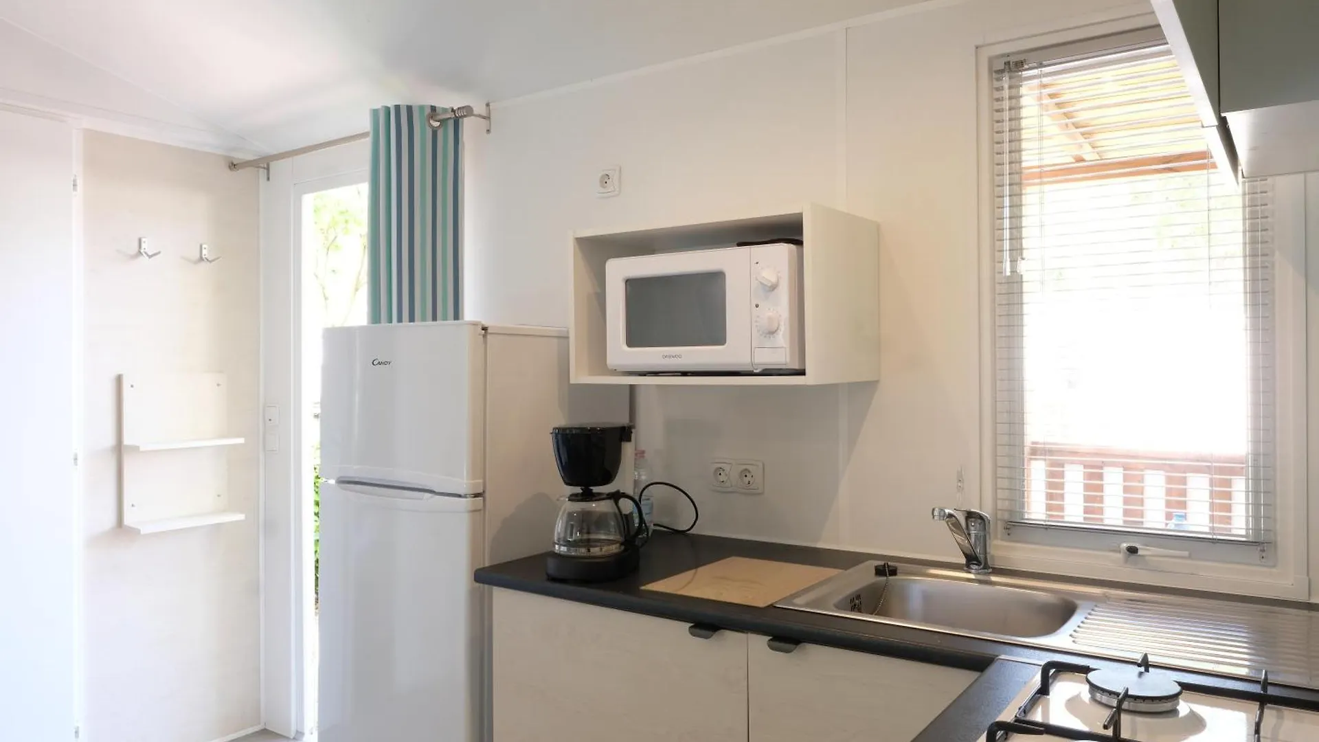 ** Campsite Happy Camp Mobile Homes In Camping Village Rosapineta Italy